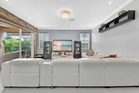15465 SW 117th Street Miami FL 33196