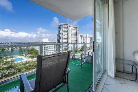 5601 Collins Avenue Miami Beach FL 33140