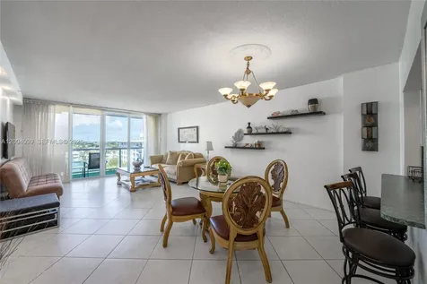 5601 Collins Avenue Miami Beach FL 33140
