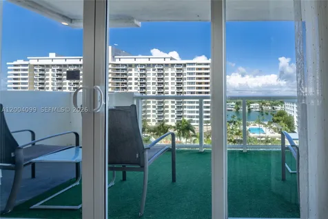 5601 Collins Avenue Miami Beach FL 33140