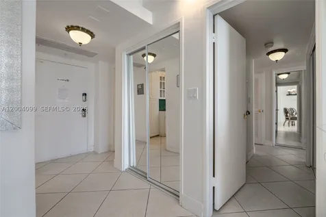 5601 Collins Avenue Miami Beach FL 33140