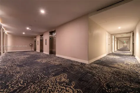 5601 Collins Avenue Miami Beach FL 33140