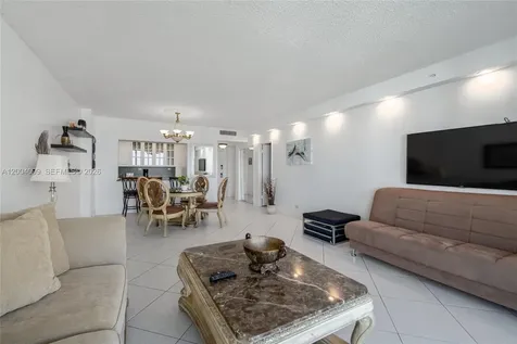 5601 Collins Avenue Miami Beach FL 33140