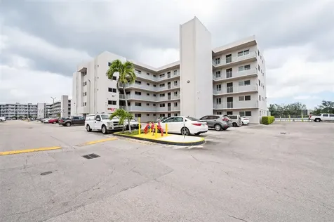 9915 W Okeechobee Road Hialeah Gardens FL 33016