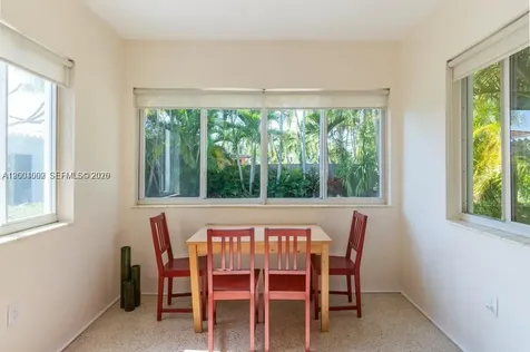 1123 Bay Drive Miami Beach FL 33141