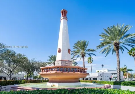 1123 Bay Drive Miami Beach FL 33141