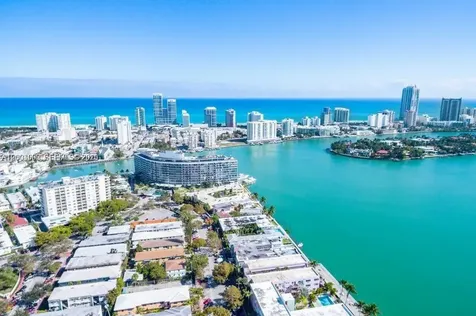 1123 Bay Drive Miami Beach FL 33141