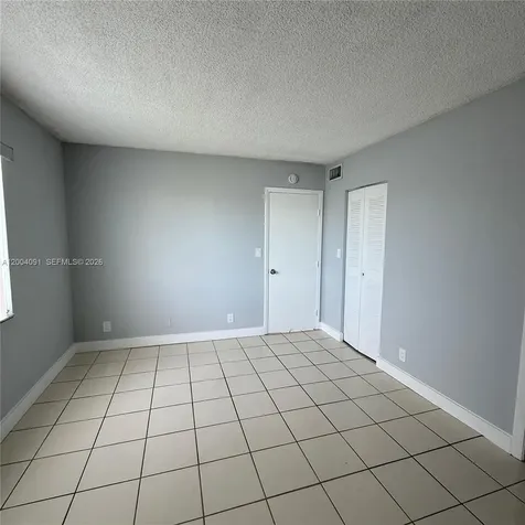 8710 N Sherman Circle Miramar FL 33025