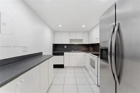 10852 N Kendall Drive Miami FL 33176
