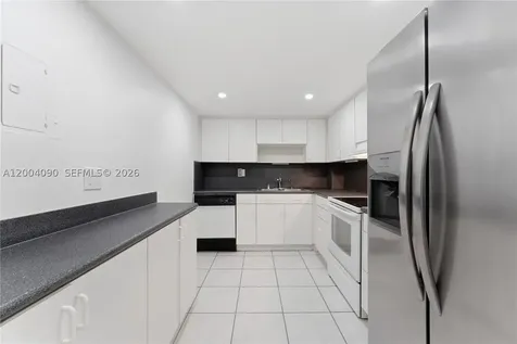 10852 N Kendall Drive Miami FL 33176