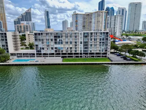 17500 N Bay Road Sunny Isles Beach FL 33160