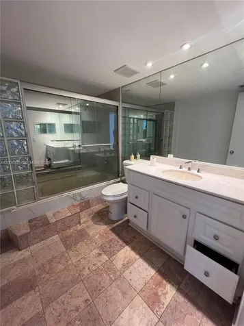 17500 N Bay Road Sunny Isles Beach FL 33160