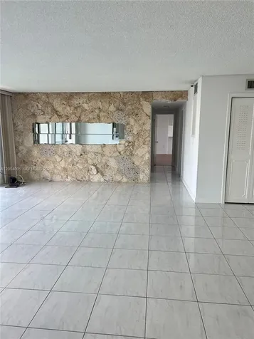 17500 N Bay Road Sunny Isles Beach FL 33160