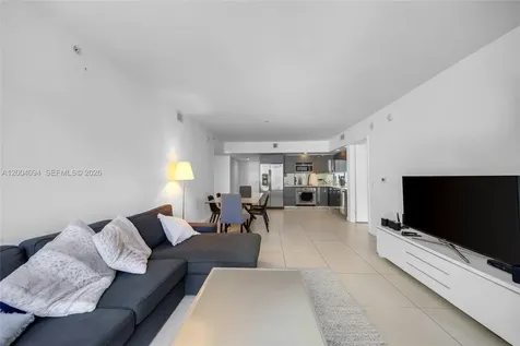31 SE 6th Street Miami FL 33131