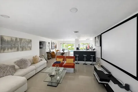 8085 NW 21st Street Sunrise FL 33322