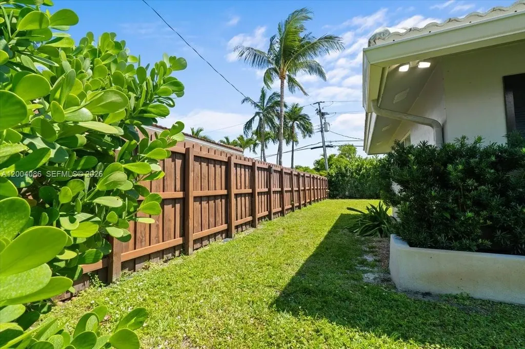 2632 NE 35th Street Fort Lauderdale FL 33306