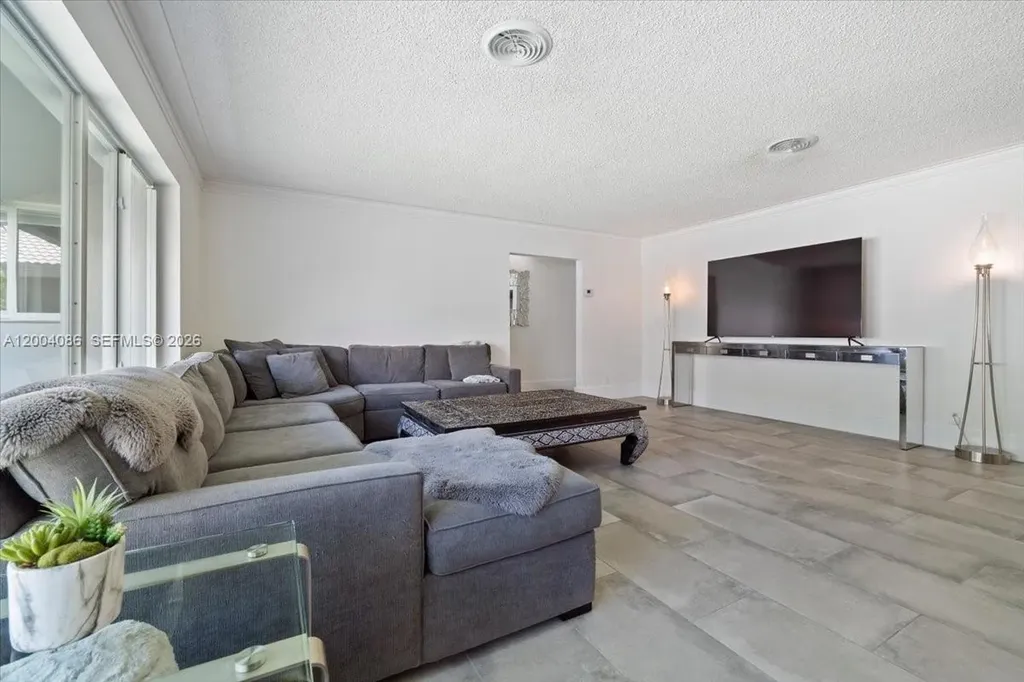 2632 NE 35th Street Fort Lauderdale FL 33306