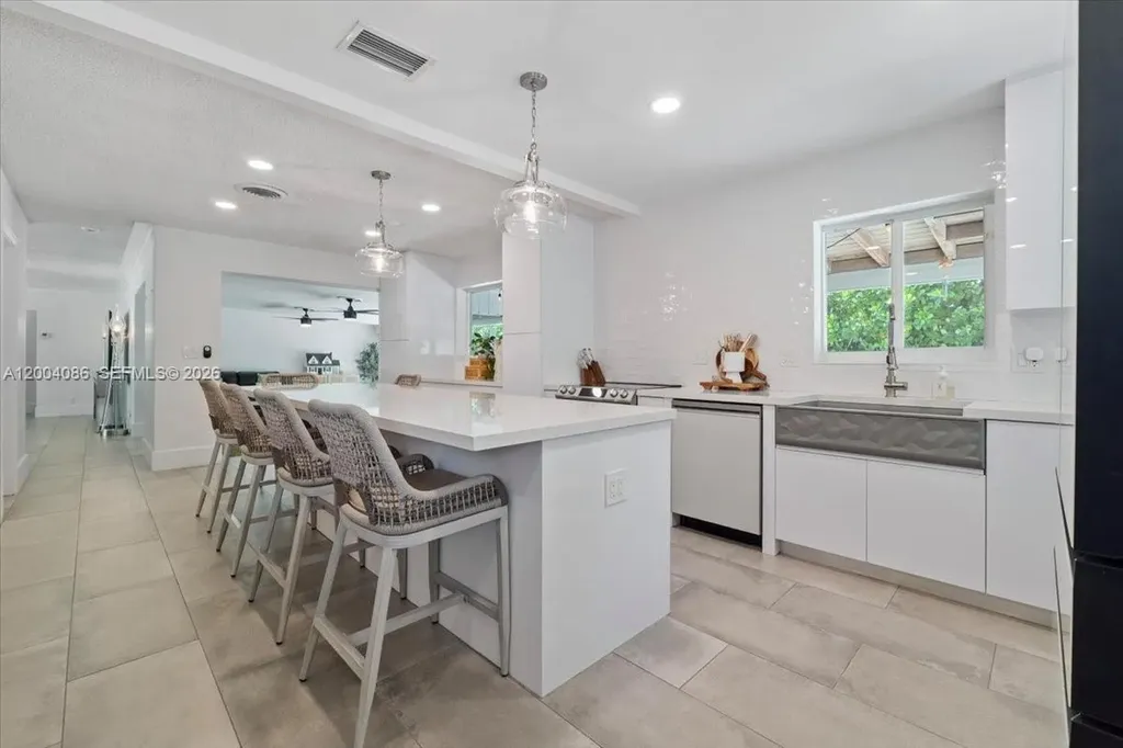 2632 NE 35th Street Fort Lauderdale FL 33306