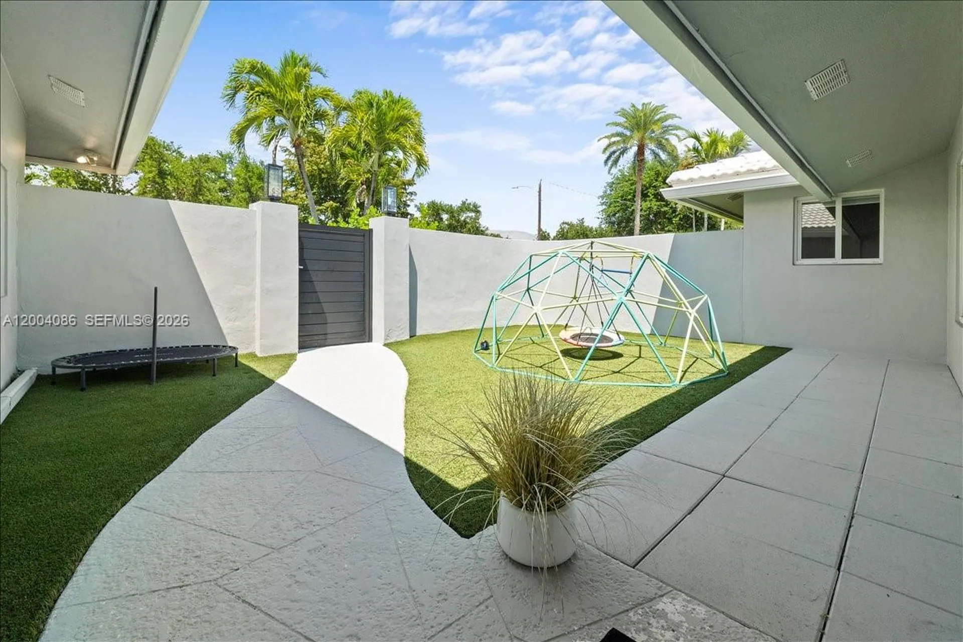 2632 NE 35th Street Fort Lauderdale FL 33306