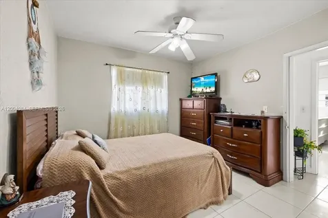 9025 SW 36th Street Miami FL 33165
