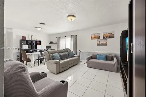 9025 SW 36th Street Miami FL 33165
