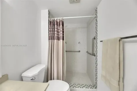 3013 Ventnor G Deerfield Beach FL 33442