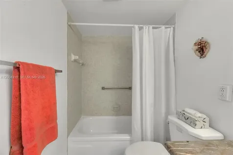 3013 Ventnor G Deerfield Beach FL 33442