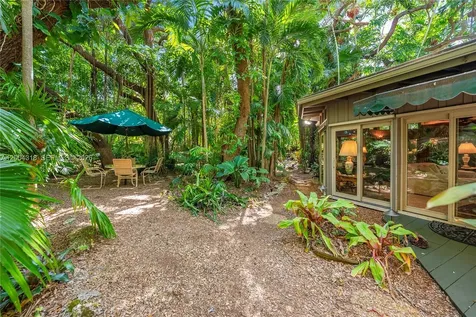 3584 Saint Gaudens Road Miami FL 33133
