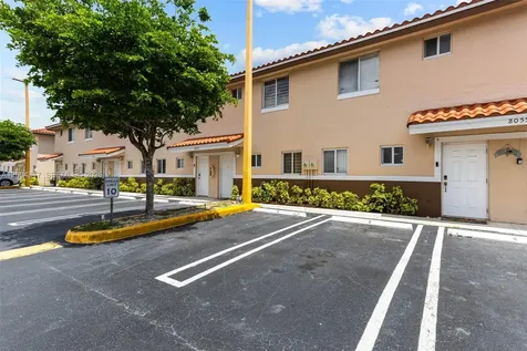 8055 NW 8th Street Miami FL 33126