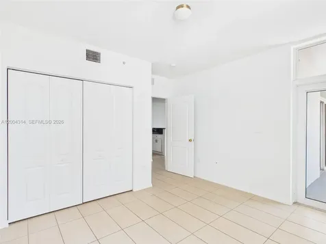 425 NE 30th Street Miami FL 33137