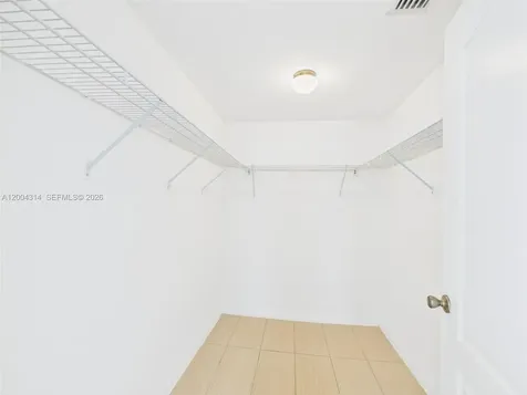 425 NE 30th Street Miami FL 33137