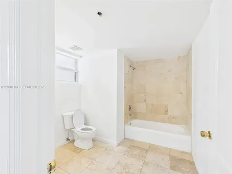 425 NE 30th Street Miami FL 33137