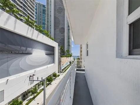 425 NE 30th Street Miami FL 33137