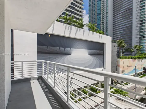425 NE 30th Street Miami FL 33137