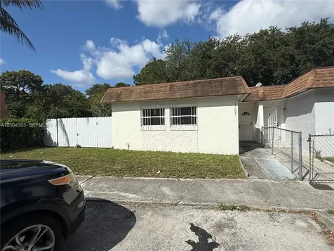 21002 NW 39th Avenue Miami Gardens FL 33055