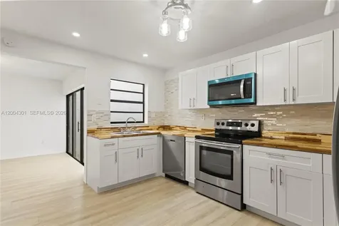 6745 NW 169th Street Hialeah FL 33015