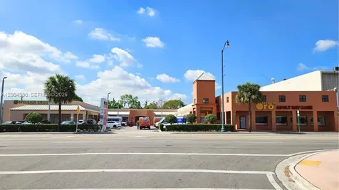 5870 SW 8th Street West Miami FL 33144