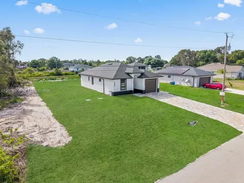 322 Ranch Avenue Lehigh Acres FL 33974