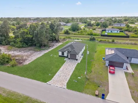 322 Ranch Avenue Lehigh Acres FL 33974