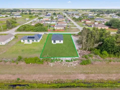 322 Ranch Avenue Lehigh Acres FL 33974