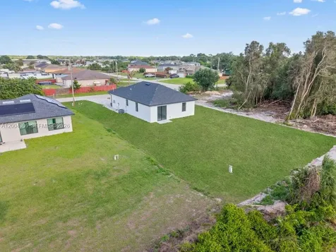 322 Ranch Avenue Lehigh Acres FL 33974