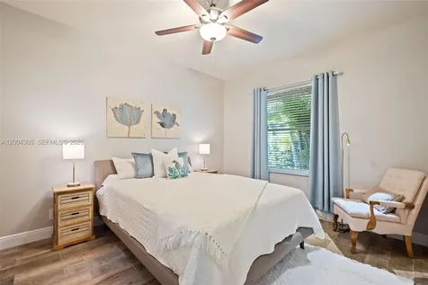2556 Eagle Run Lane Weston FL 33327