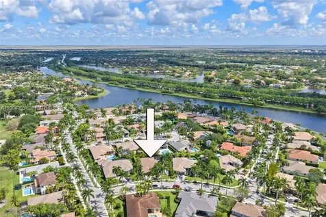 2556 Eagle Run Lane Weston FL 33327