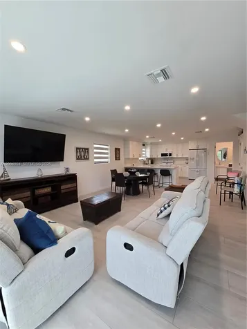 94825 Overseas Highway #187 Key Largo FL 33037