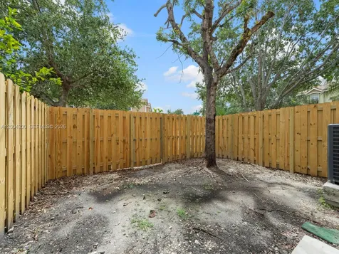 1442 SE 26th Avenue Homestead FL 33035