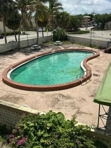 11925 NE 19th Drive North Miami FL 33181