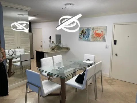 5555 Collins Avenue Miami Beach FL 33140