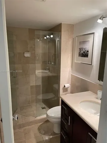 5555 Collins Avenue Miami Beach FL 33140