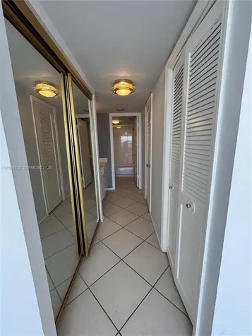 18041 Biscayne Boulevard Aventura FL 33160