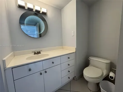 18041 Biscayne Boulevard Aventura FL 33160
